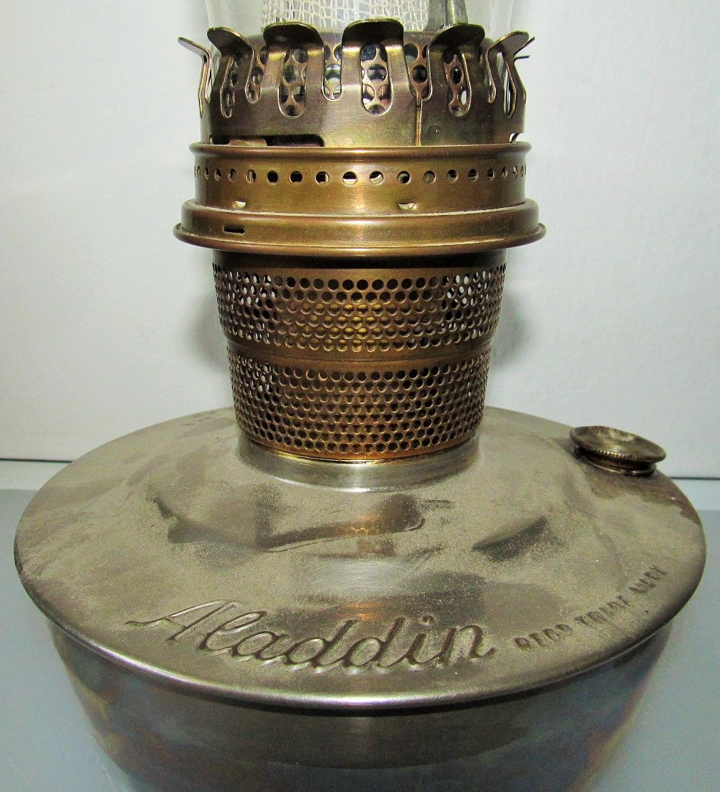 Aladdin marking on Austrian Aladdin model 14 shelf lamp