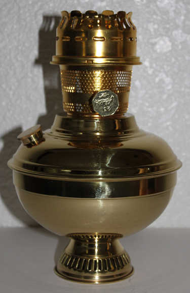 Aladdin model 23 Deluxe fount lamp