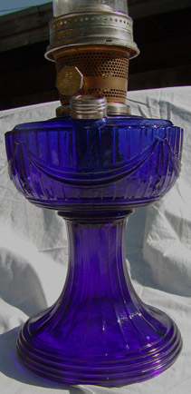 Aladdin model 23 short lincoln drape lamp
