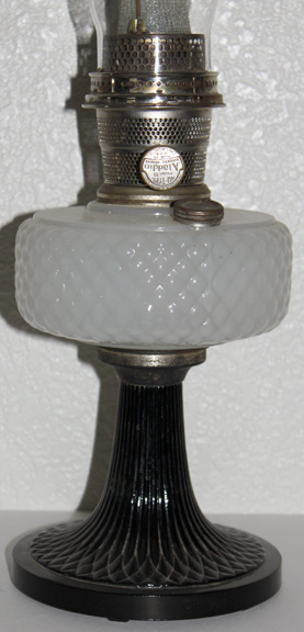 Aladdin model B diamond quilt lamp