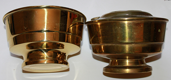 UK Aladdin model 23 font lamps