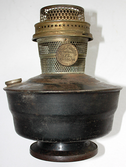 Aladdin model 14 steel font lamp