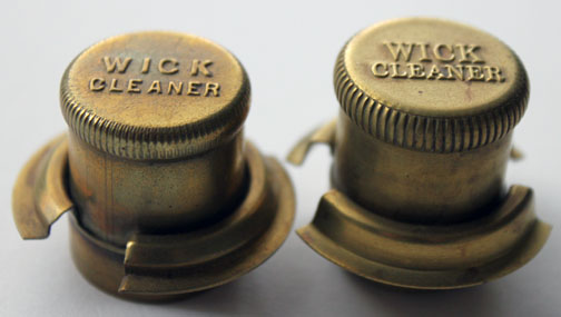 Aladdin wick cleaner for model 11