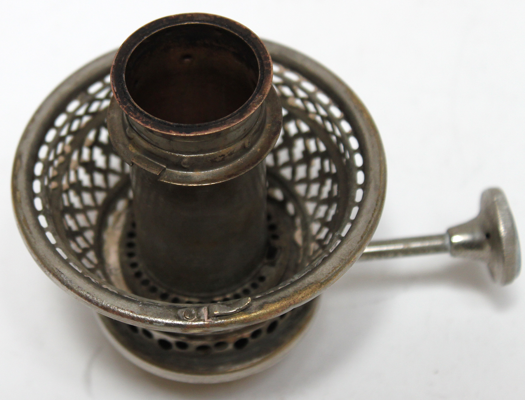 Diagonal view of the Ironclad lamp burner base