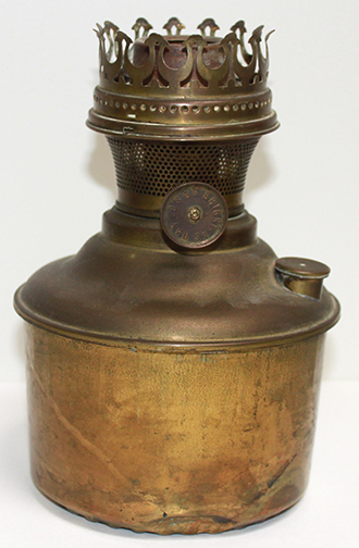 Miller mantle lamp family oil pot